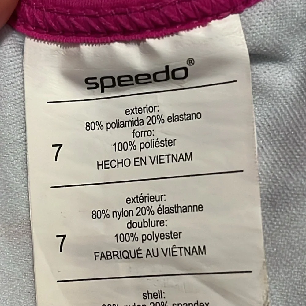 Speedo Two piece bikini Girls size 7, multi color